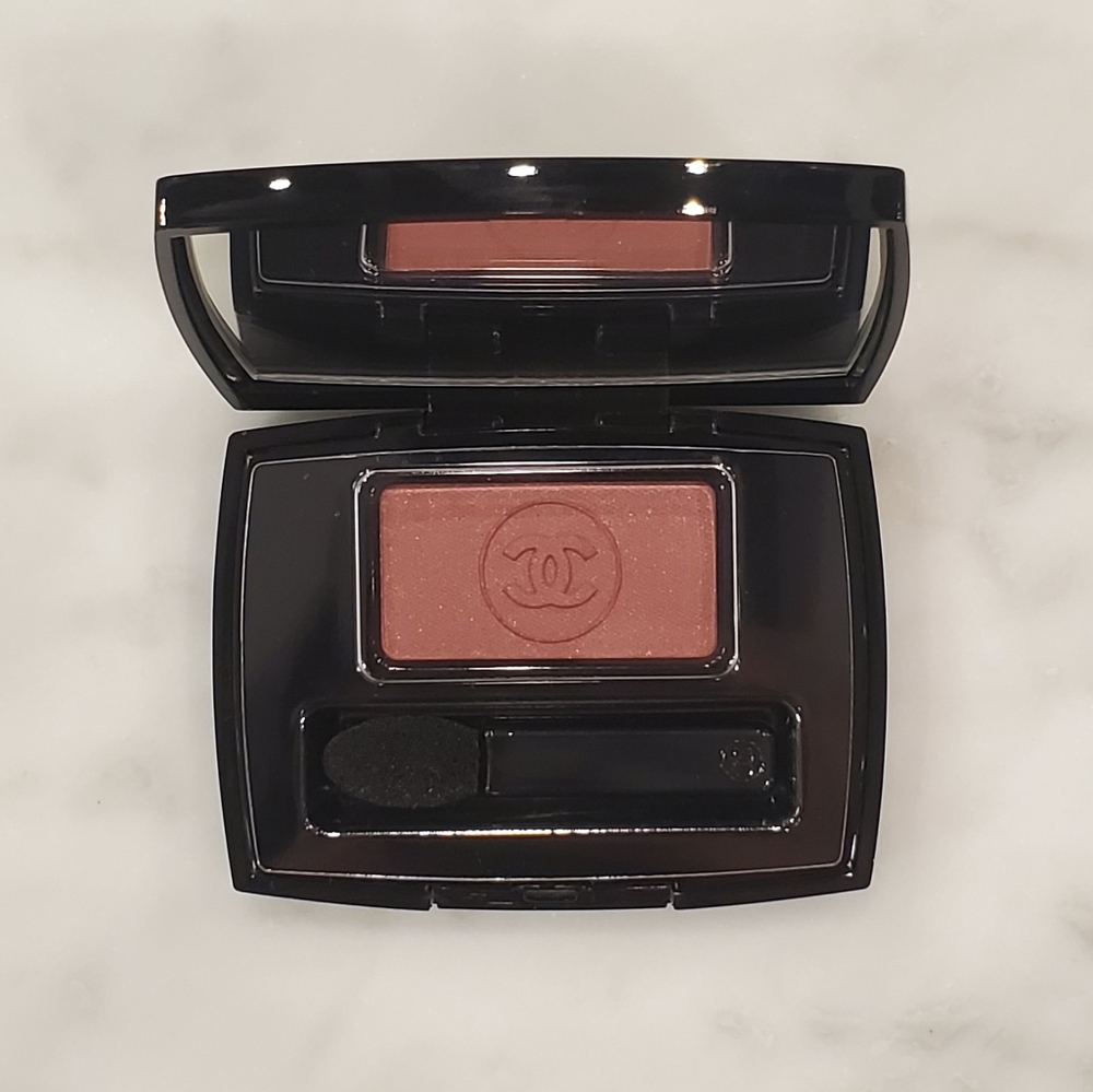 💎NIB CHANEL Ombre Essentielle